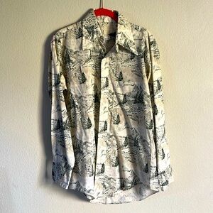 Wildflower evergreen tree button up VINTAGE